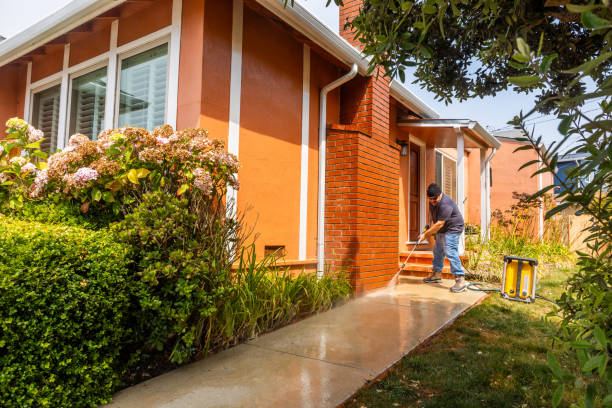 Best Roof Pressure Washing  in Airport, CA